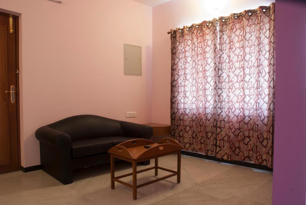 Comfort'S Pearl Коимбаторе Екстериор снимка